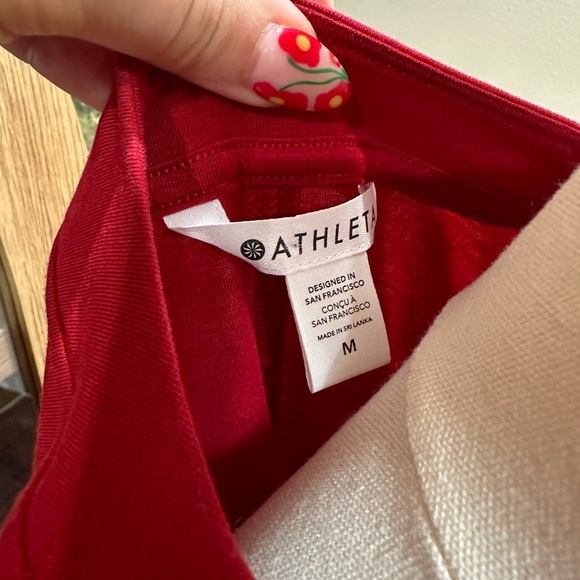 Athleta Women's Red Top size medium - Picture 5 of 5